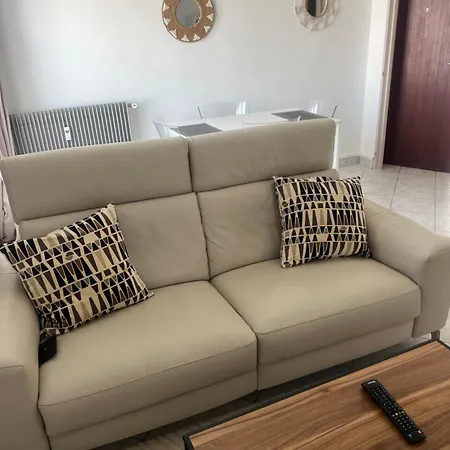 Lägenhet Calme Et Cosy Equipe *