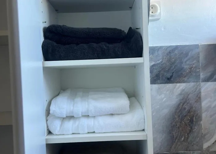 Lägenhet Calme Et Cosy Equipe *